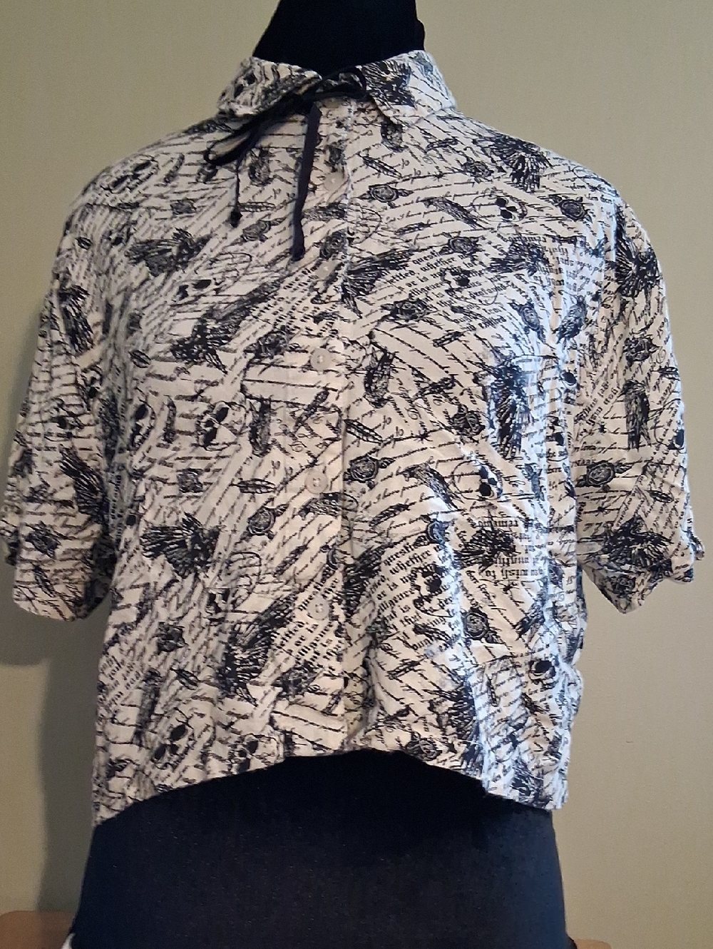 Hot Topic  Crow And Skull Blouse
